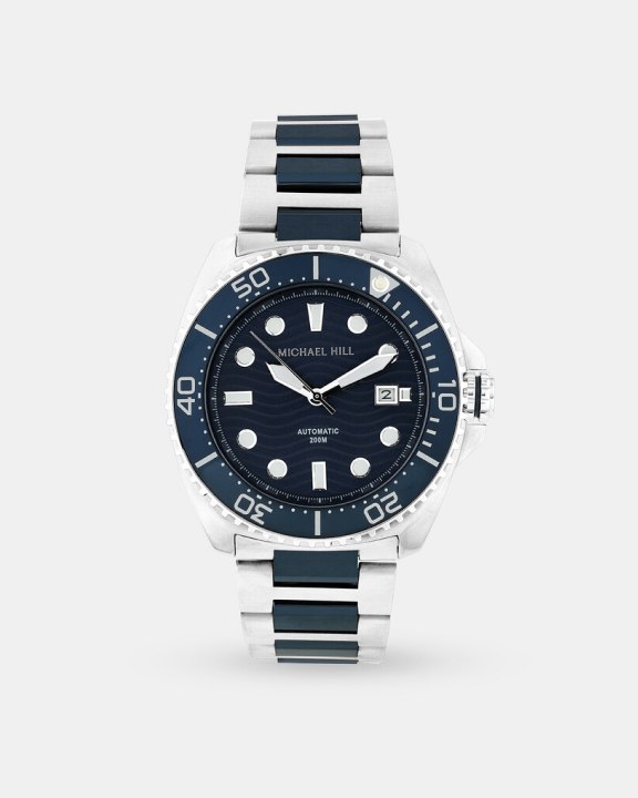 analogue silver wrist watch