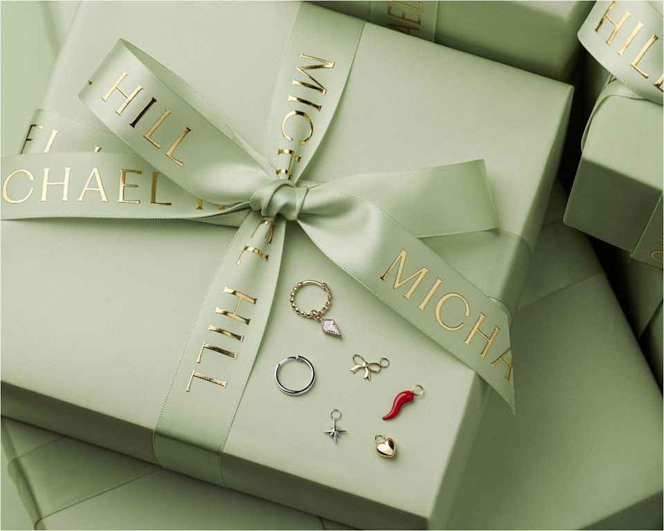 Miranda Kerr in Michael Hill's Stardust Jewellery Collection 