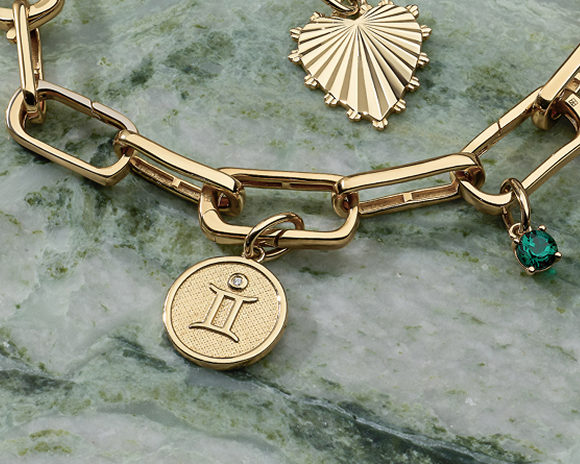 letter s initial pendant in 10kt yellow gold