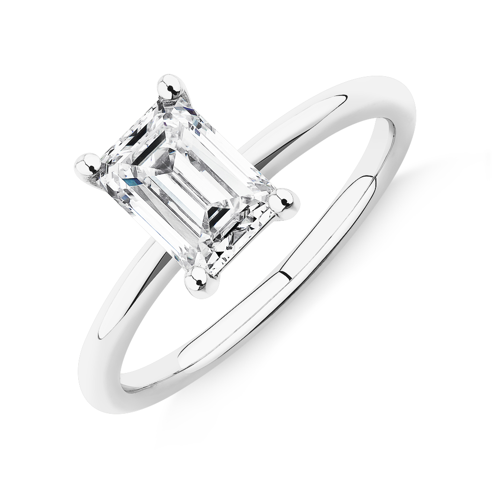 Your guide to Diamonds - Emerald Cut 