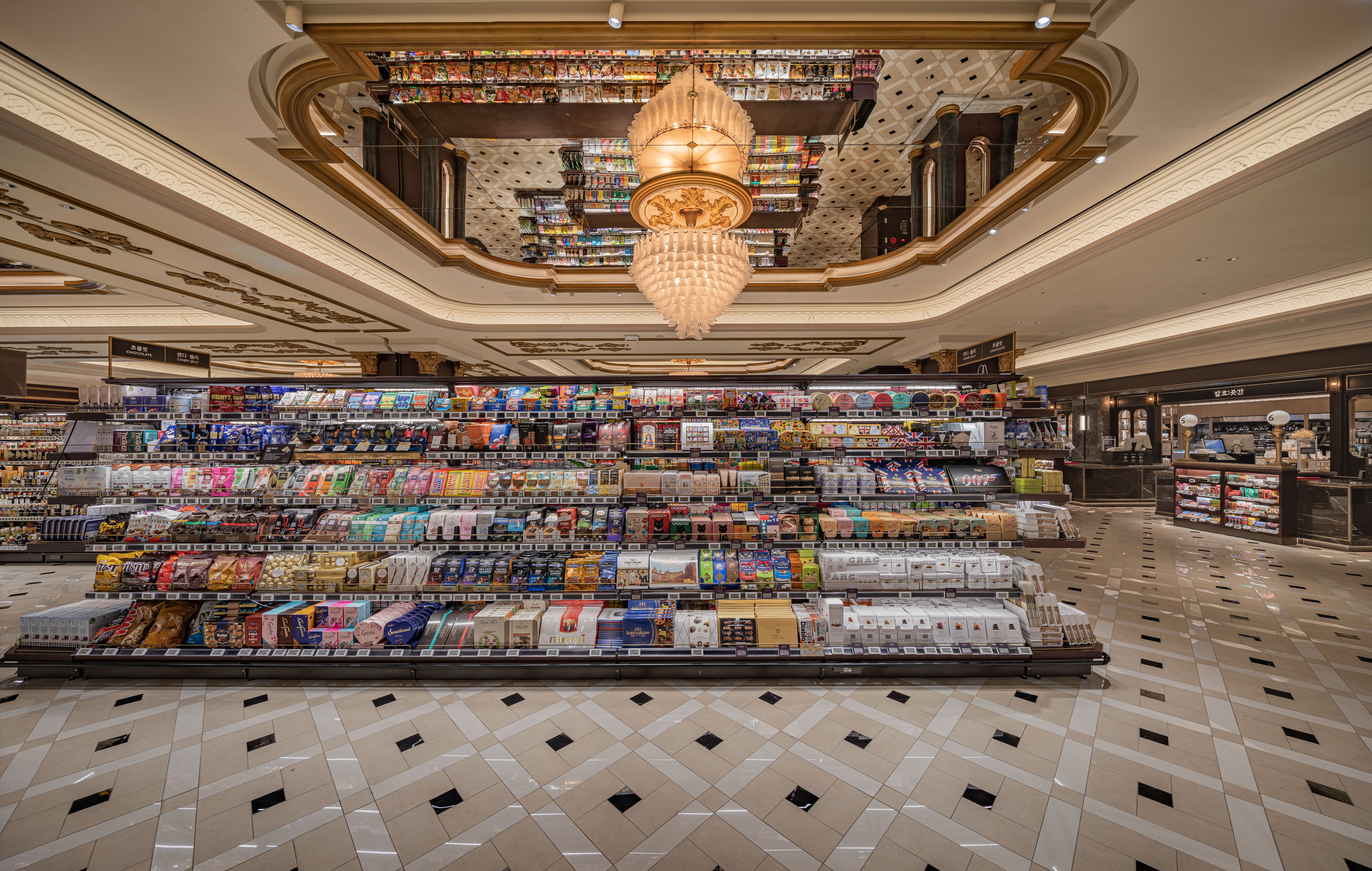 Photographer : Cheolhee Lee