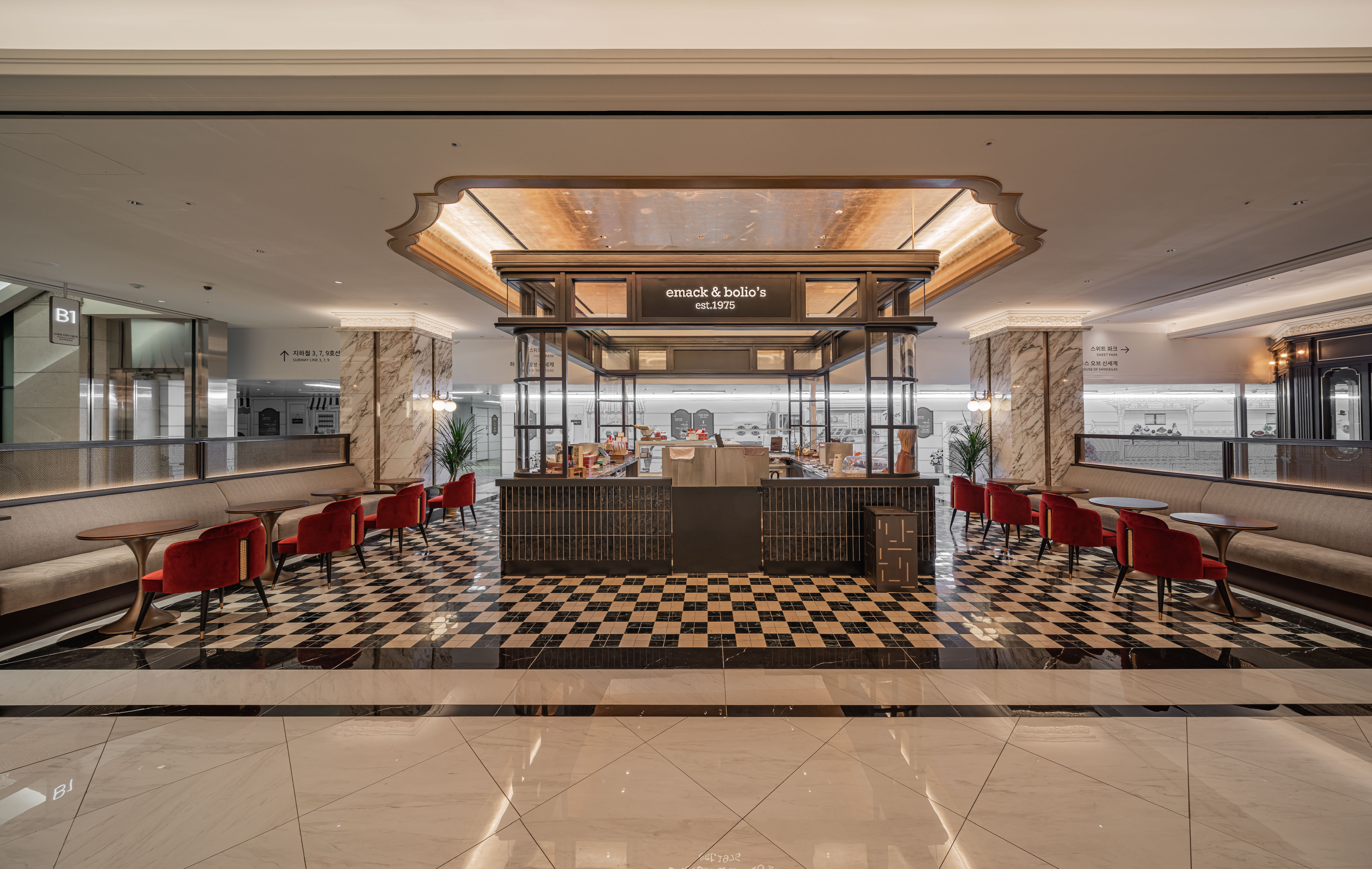 Photographer : Cheolhee Lee