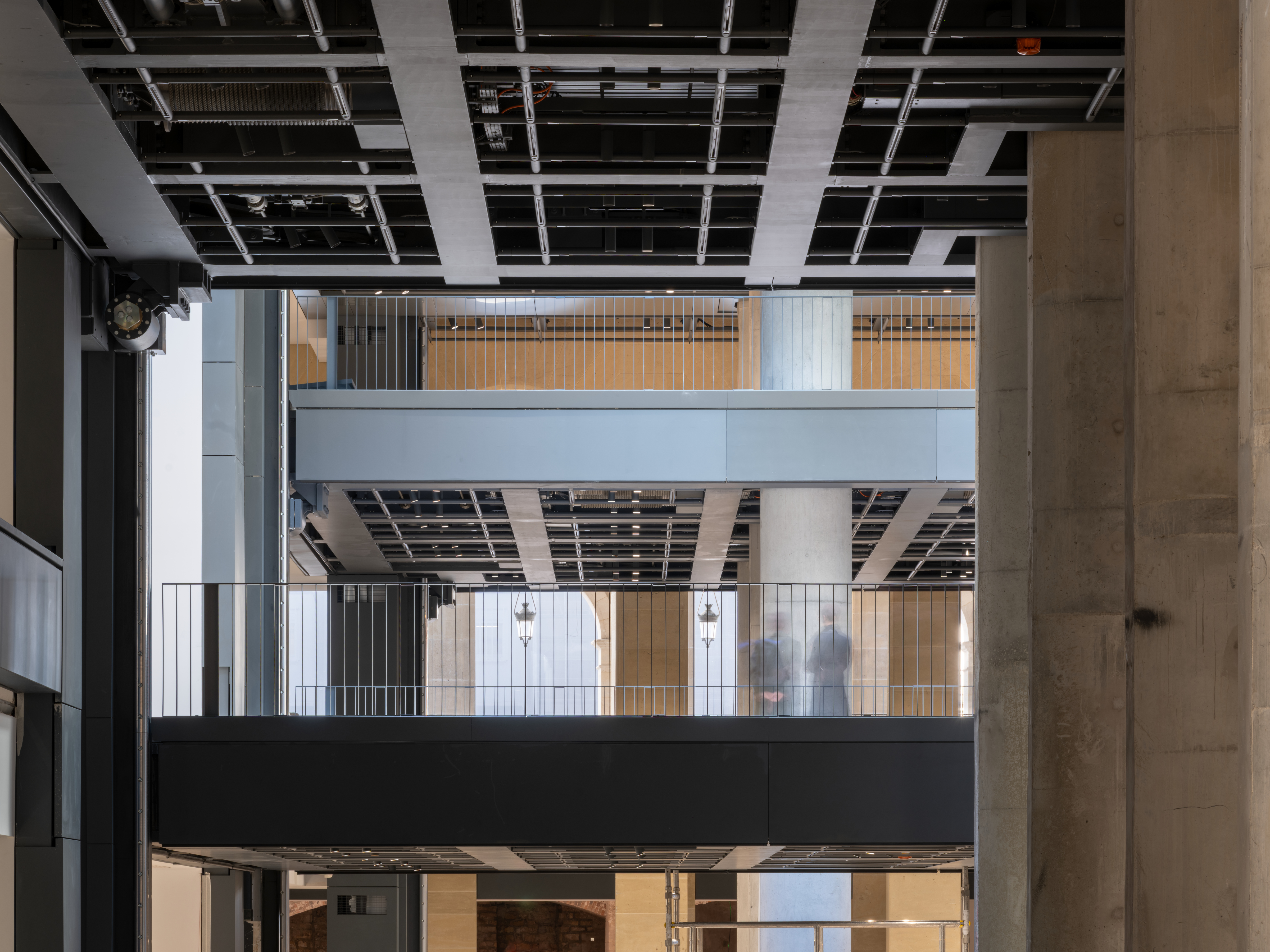 Photo © Martin Argyroglo