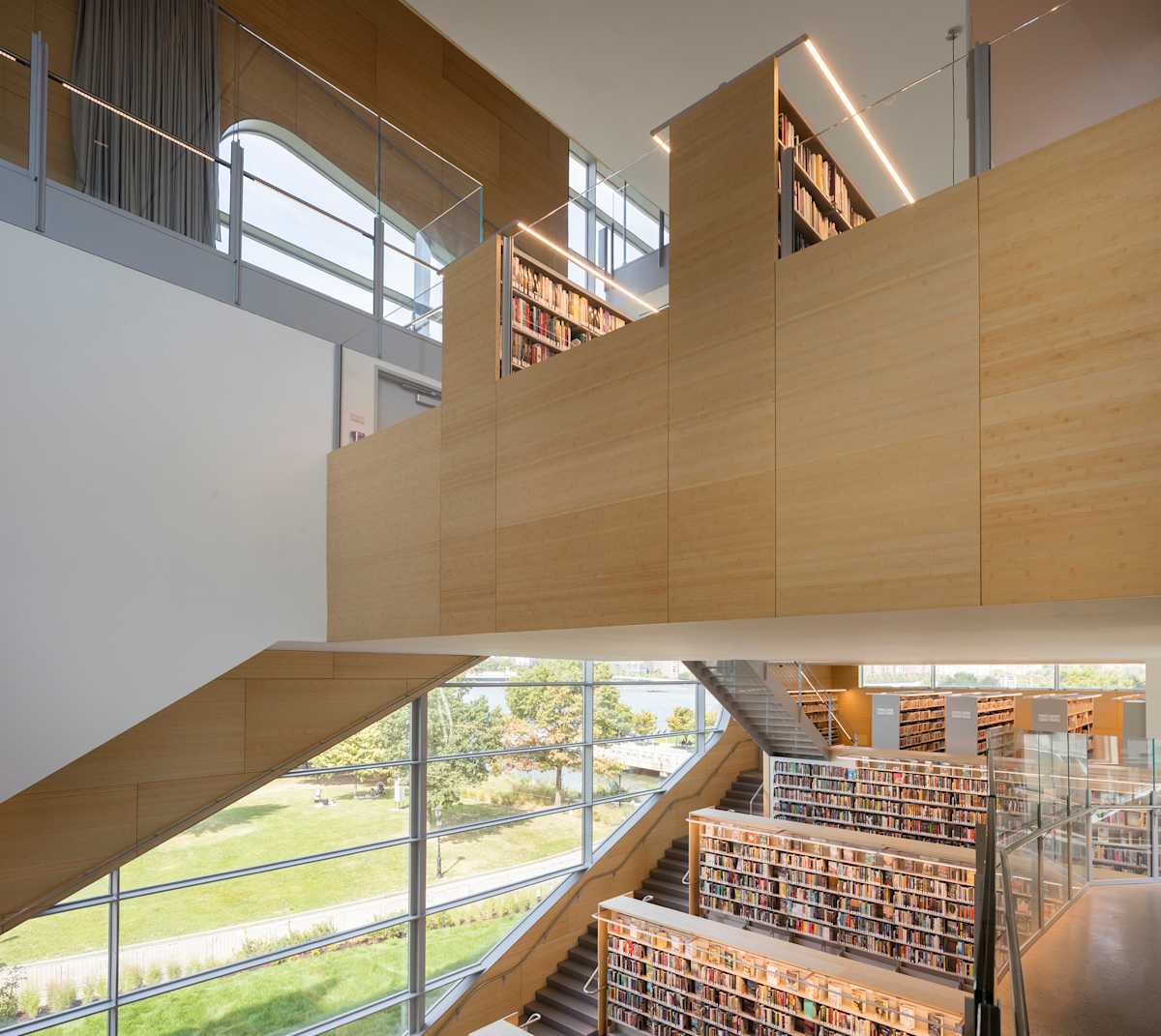 Hunters Point Library | L'Observatoire International