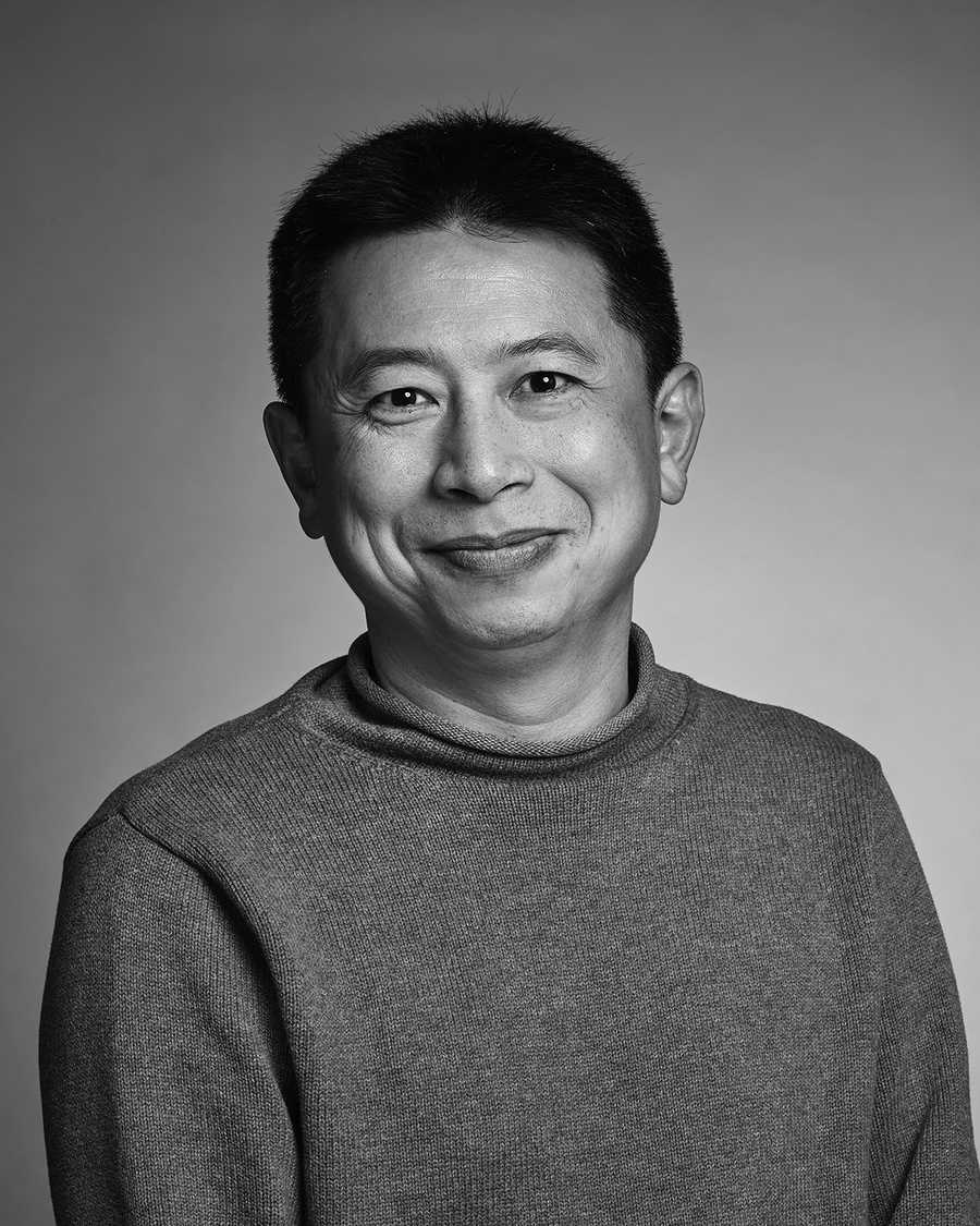 Senior Designer Wen Y. Lin (Taipei, Taiwan) completed the Lighting Design Master Program at Parsons School of Design in New York in 2001. He is fascinated to see how light establishes a psychological hierarchy and drama for people’s experience in indifferent spaces. Wen joined L’Observatoire Intl as a Lighting Designer in 2016. Ever since he has worked on great projects like the Necropolis in Tawain, Le Jardinier in New York, the Yale Schwarzman Center and the Brown Performing Arts Center.