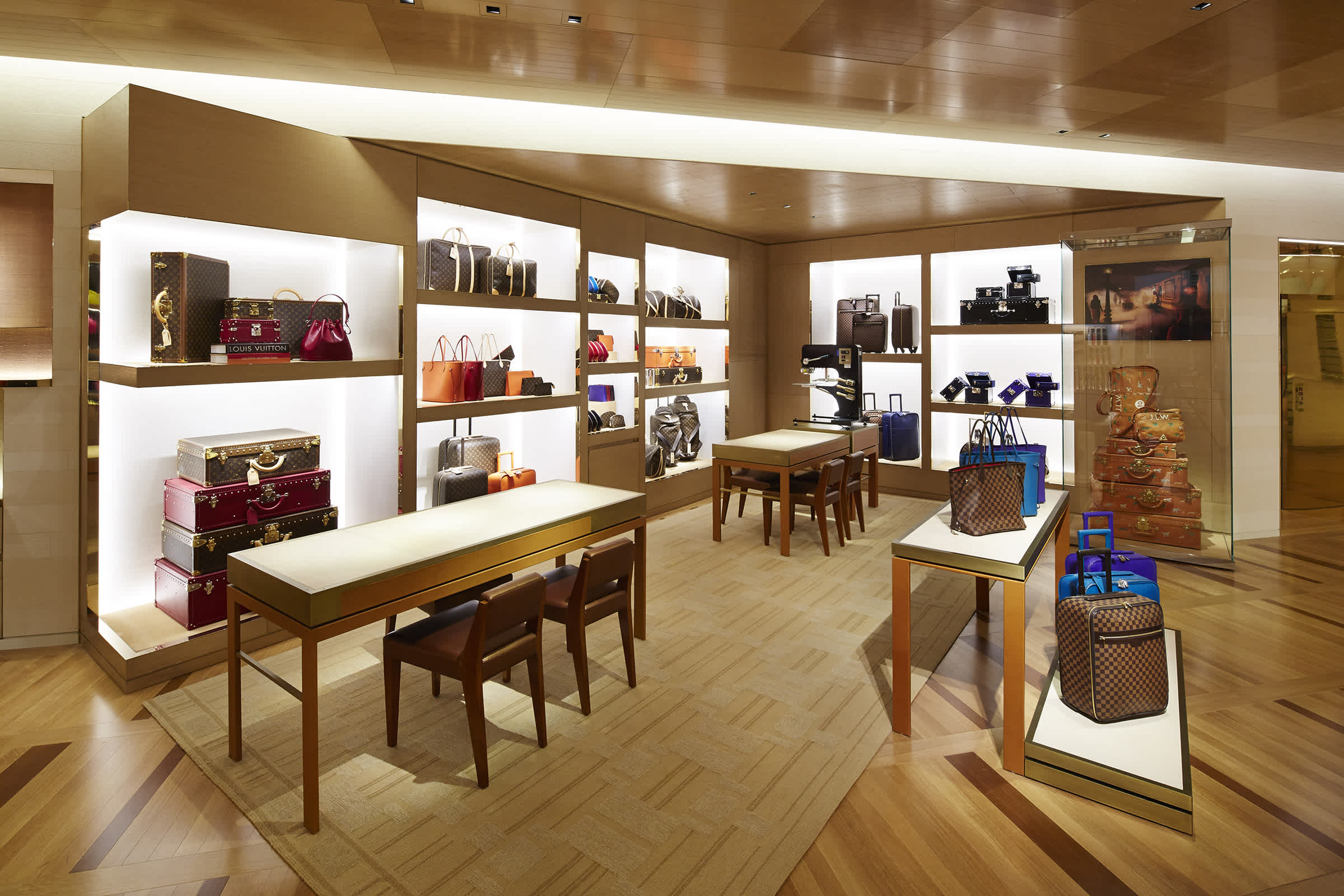 Louis Vuitton American Store