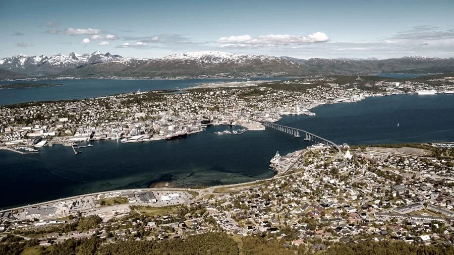 iconic_view-tromso-norway-hgr-137270-photo_espen_mills