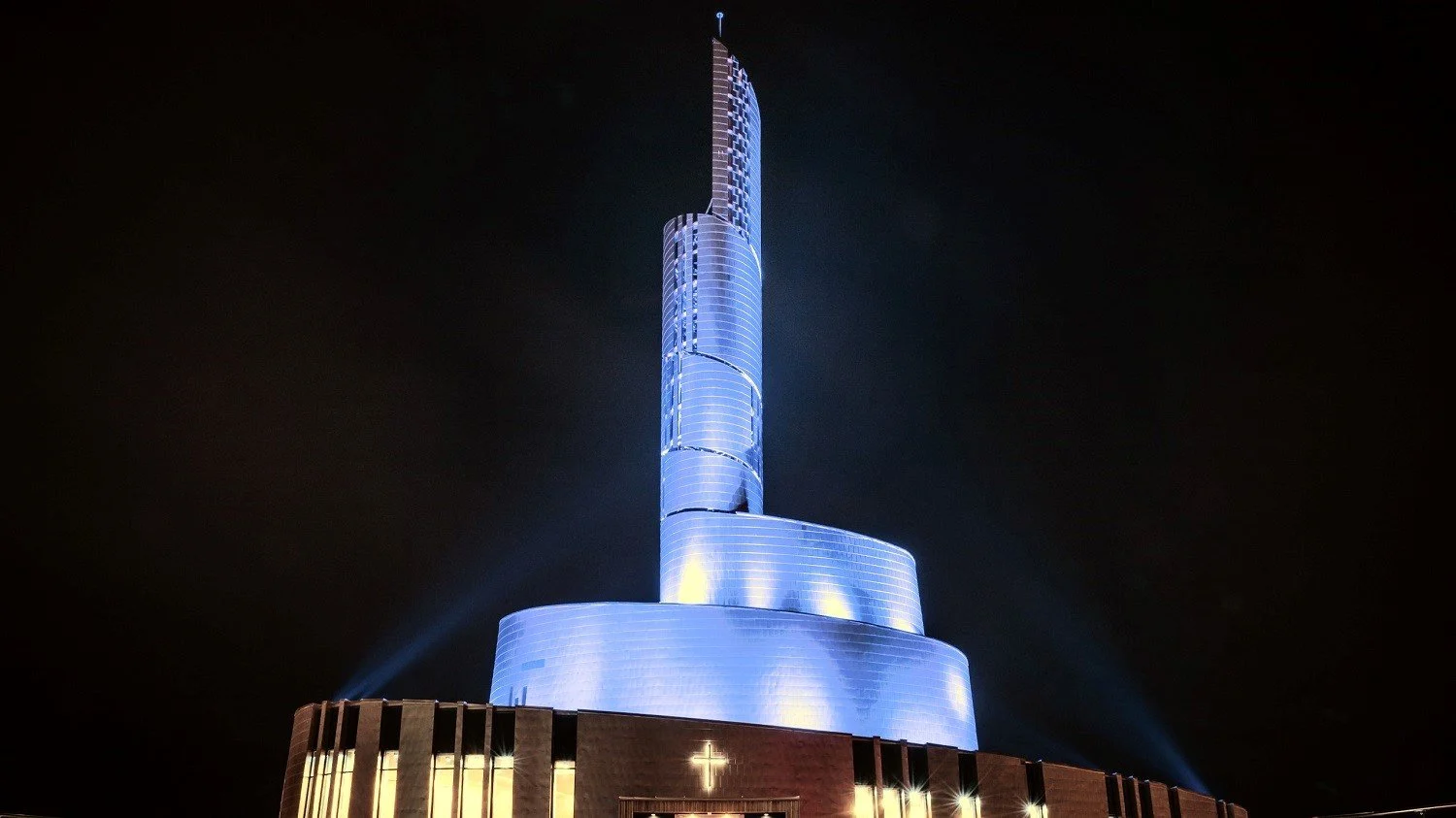 cathedrale aurores boréales