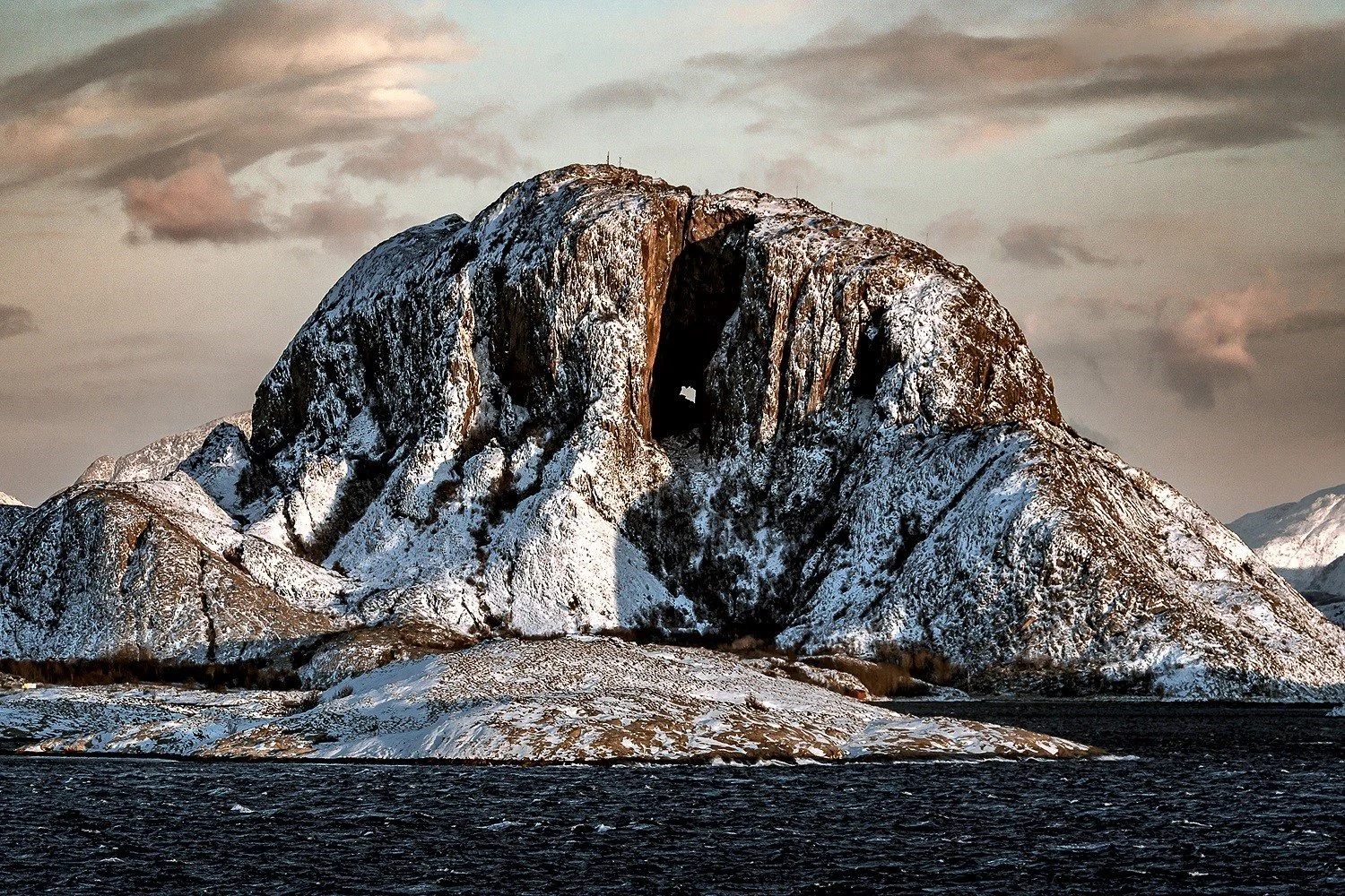 iconic_bronnoysund-norway-hgr-151106-photo_jan_hvizdal