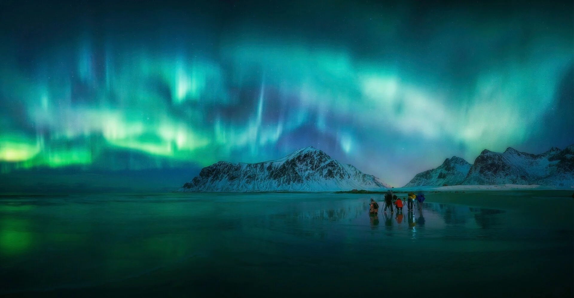 What is the Solar Maximum? Northern Lights Hurtigruten APAC