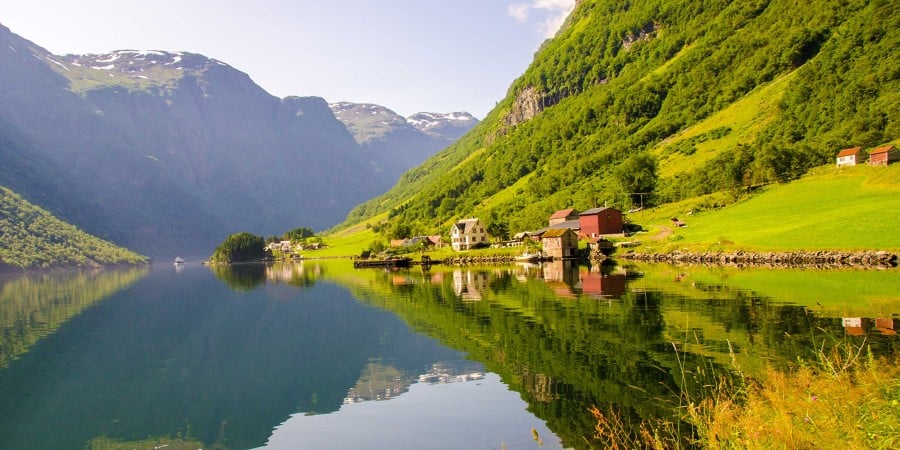 Découvrez l'époustouflant Nærøyfjord lors de cette excursion.