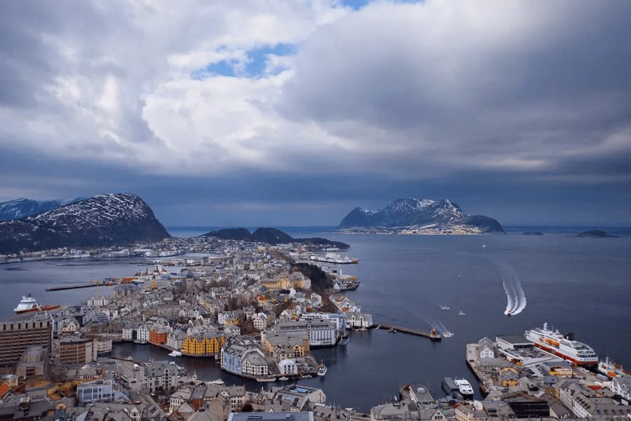 Überblick über die Stadt Ålesund