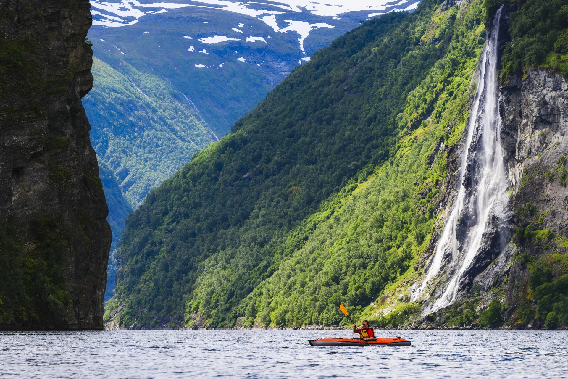 kayaking-geirangerfjord-147417