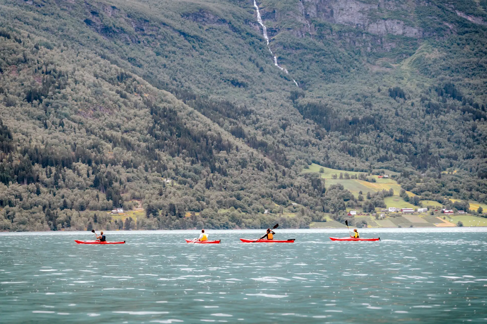 Kayaking-in-Sognefjord-IMG-0008-1920x1280