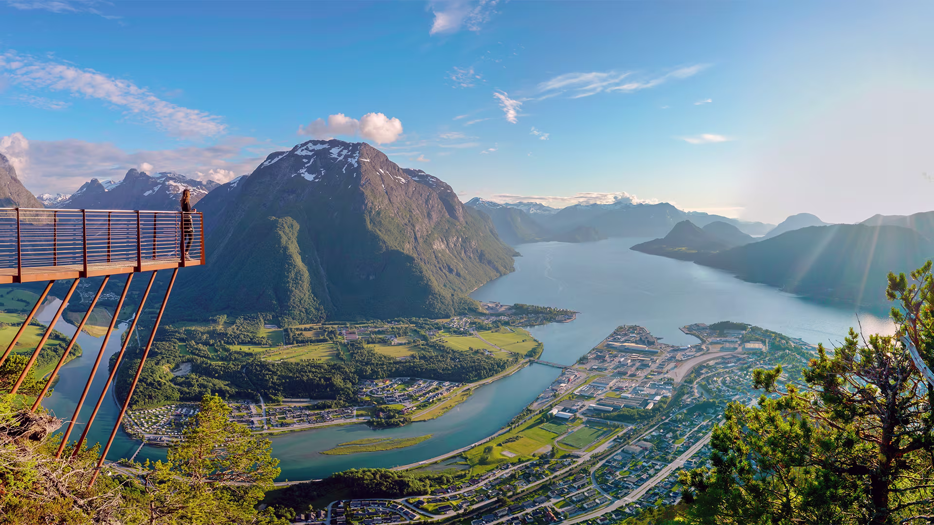 Andalsnes shutterstock 1898408140 EDIT 1920x1080