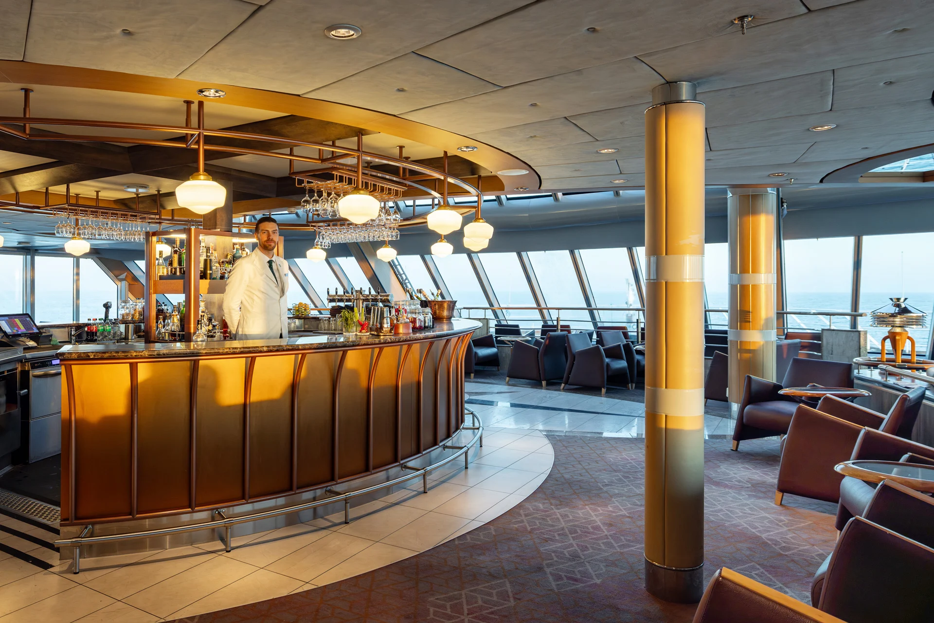 20240902-MS-Trollfjord-1893-Bar-01-Espen-Mills-3x2