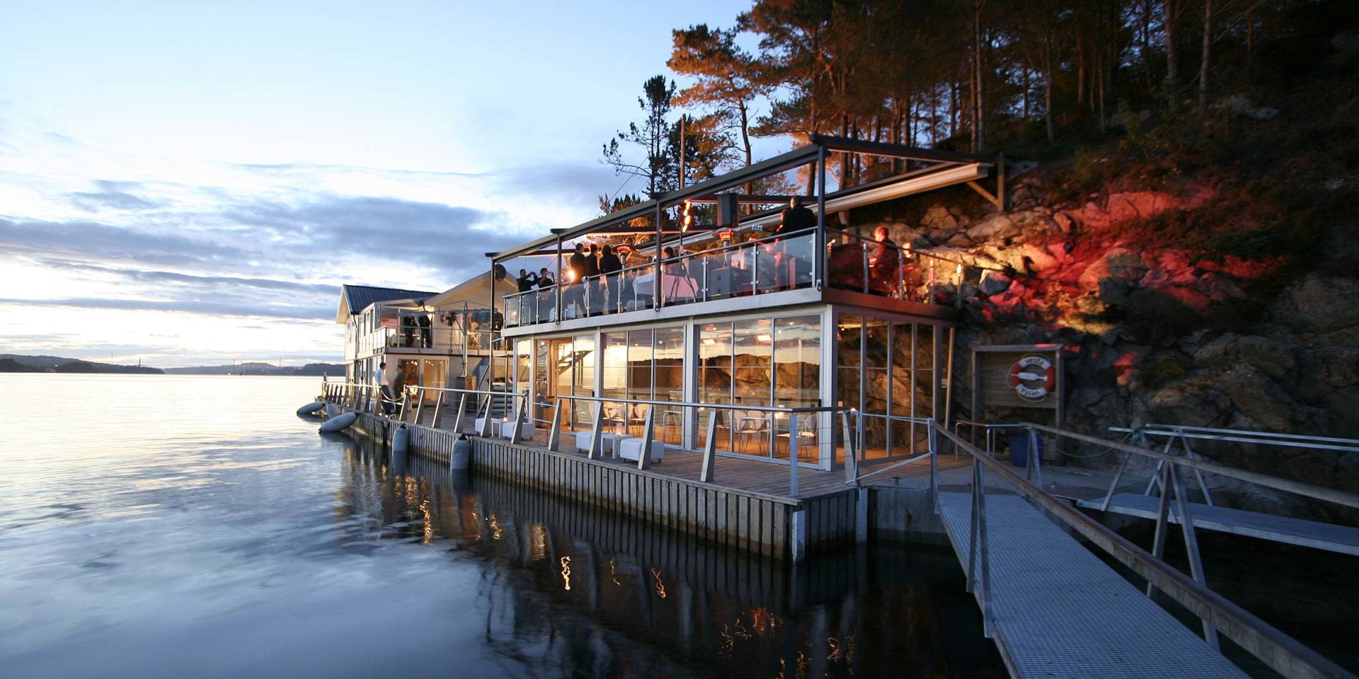 Cornelius-Seafood-Restaurant┬®Truls-J-L├©tvedt 2500x1250