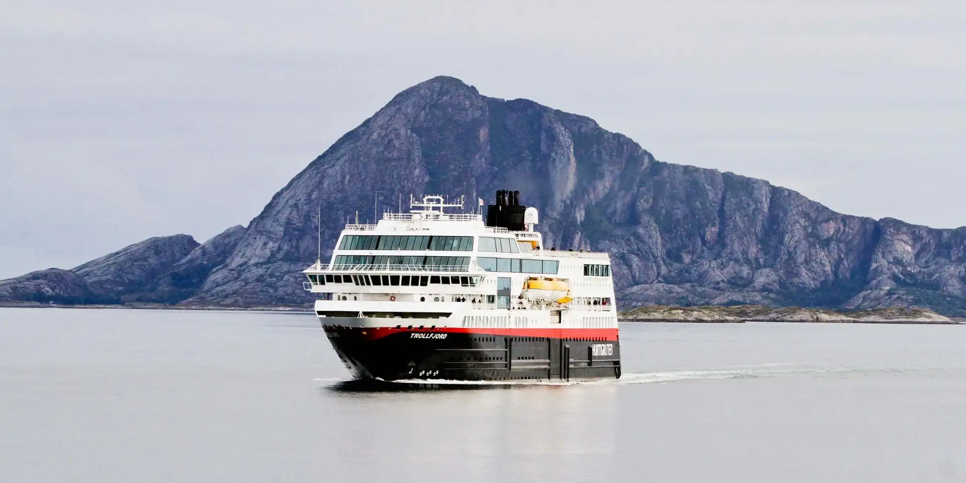 MS Trollfjord