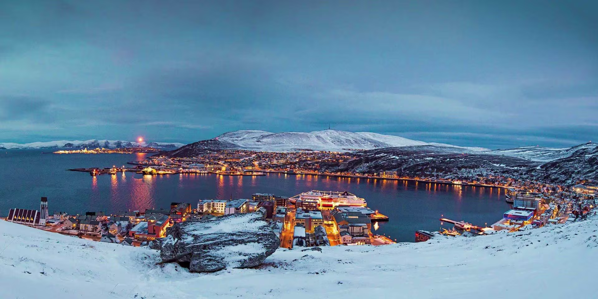 Hammerfest at night