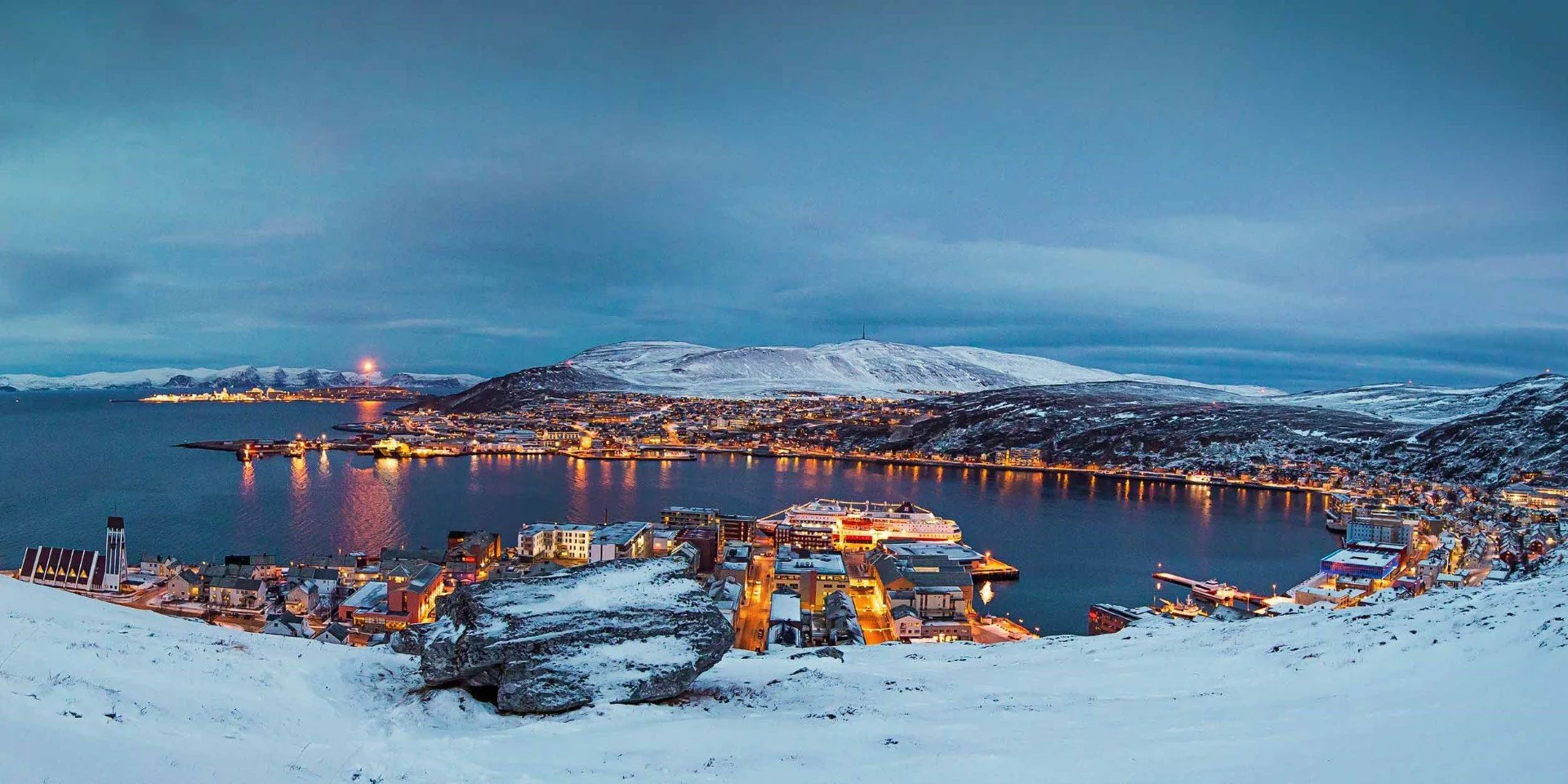 Hammerfest at night