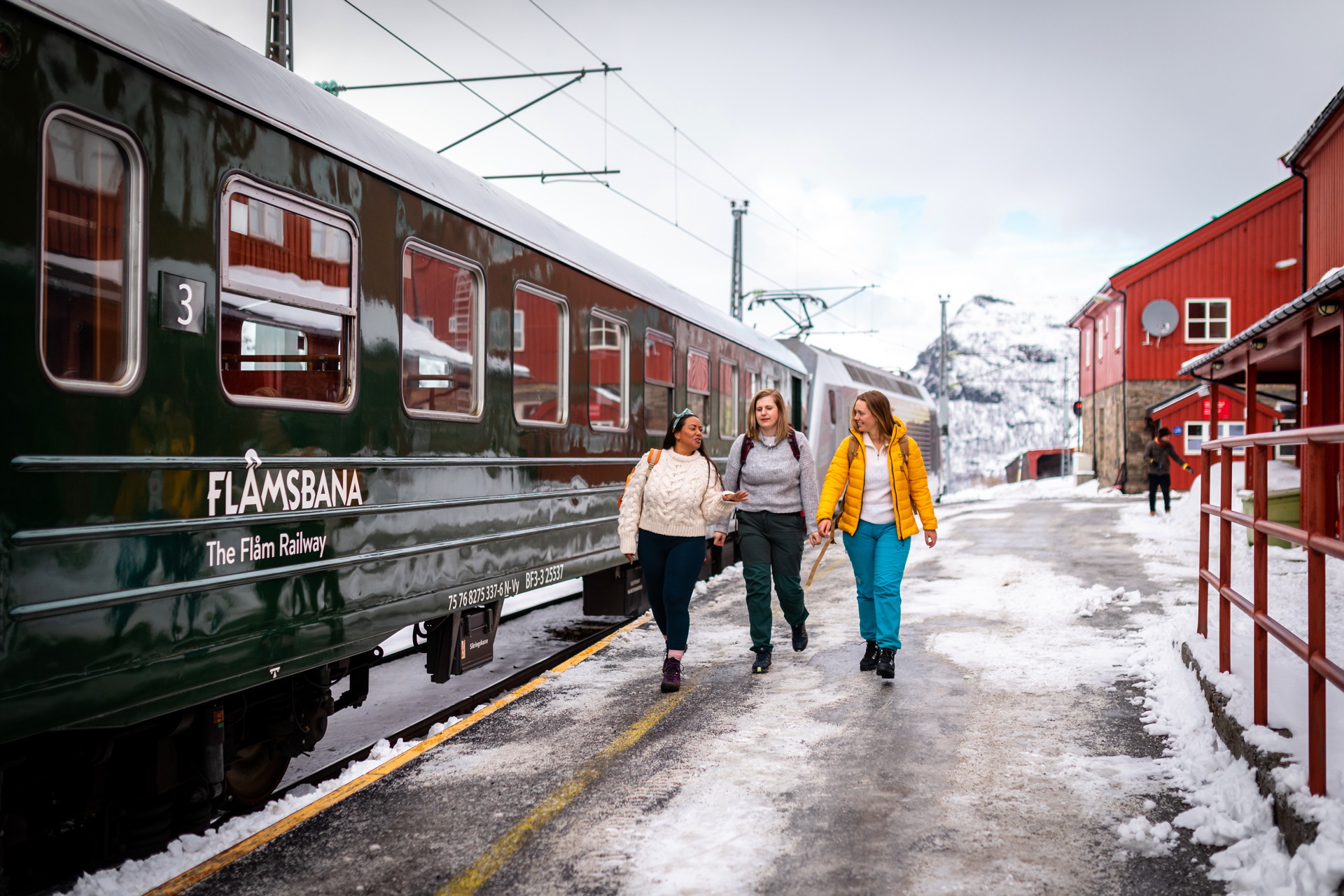 Follow the Northern Lights – Finland to Norway (Autumn 2027–Winter 2028)