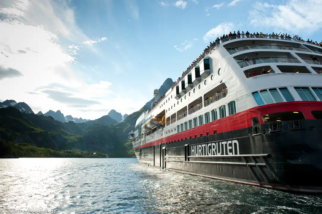 MS Midnatsol Norway HGR 143036 Photo Guest Images