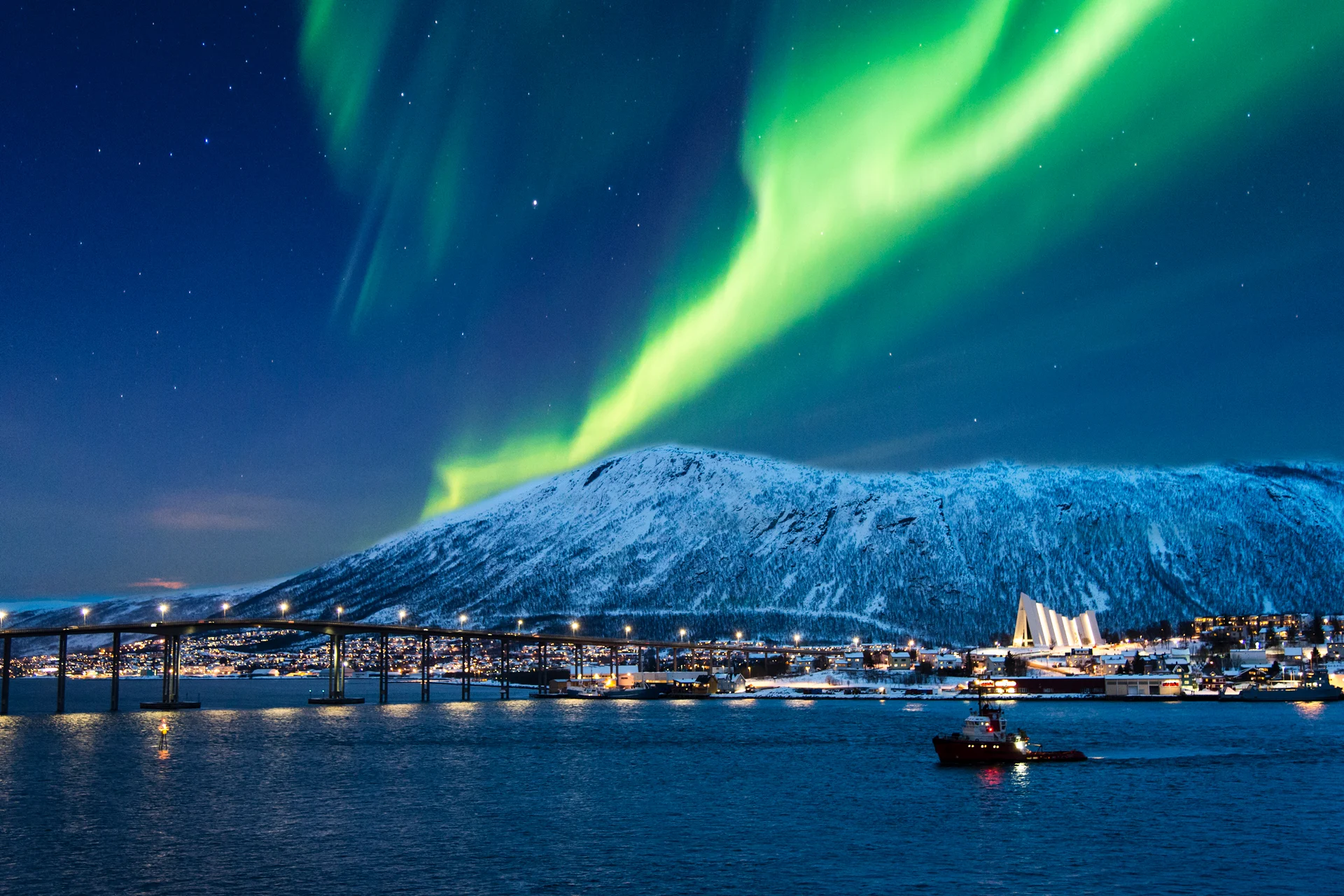 Aurora Borealis Norway HGR 147375 Getty Images 3x2