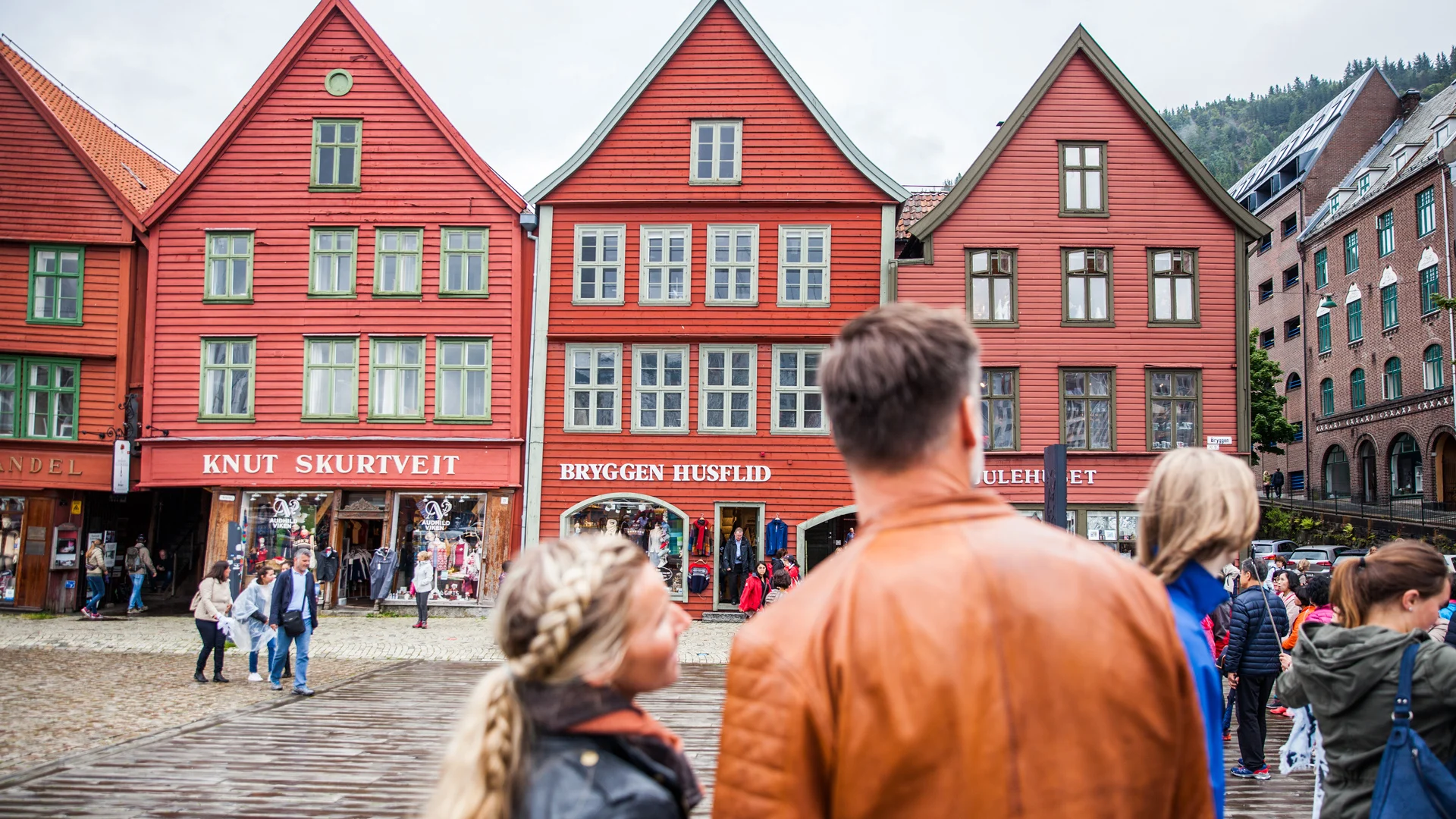 Bryggen-Martin-Handlykken-VisitNorwaycom-1920x1080