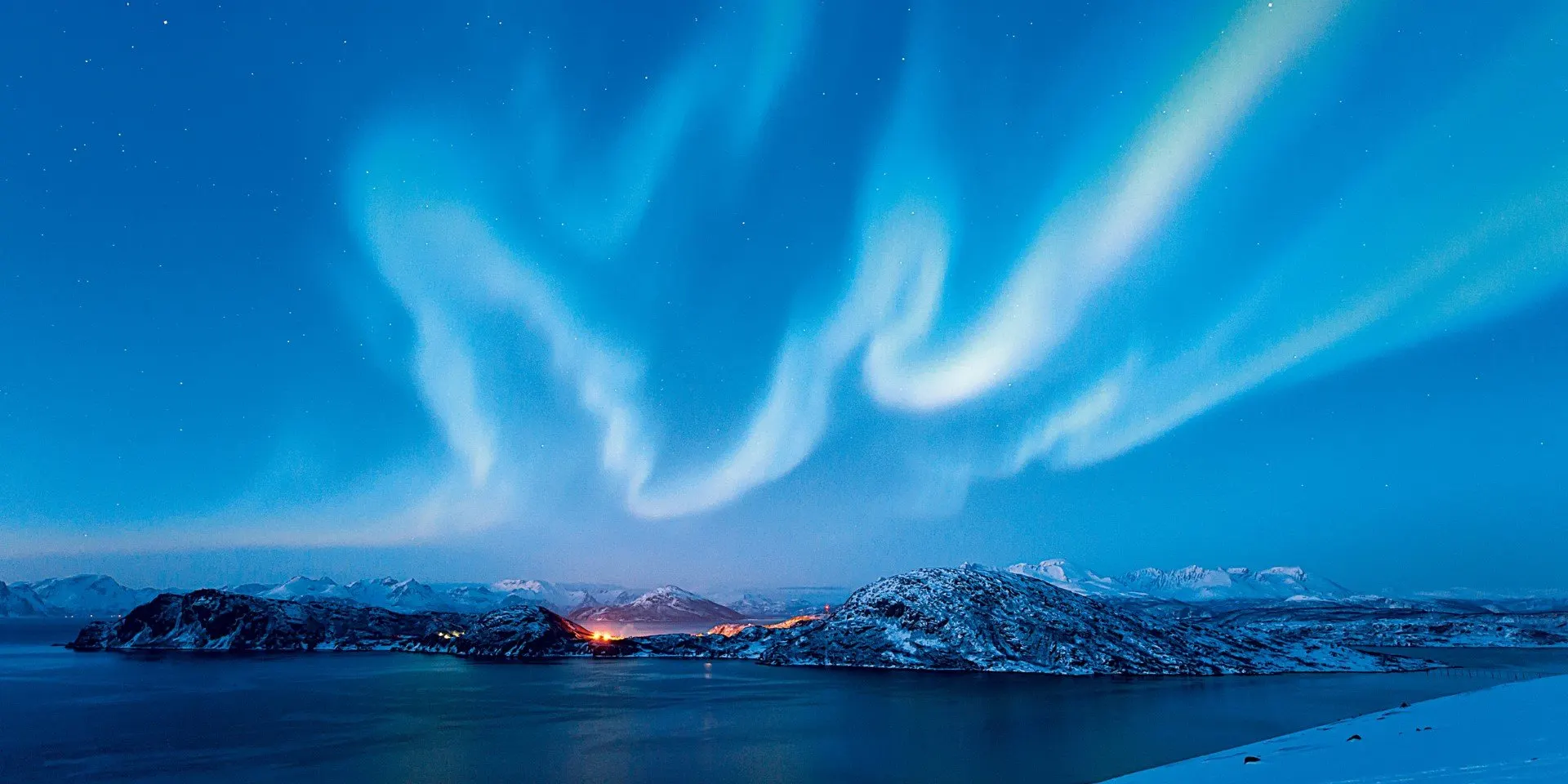 De spectaculaires aurores boréales sur la côte norvégienne