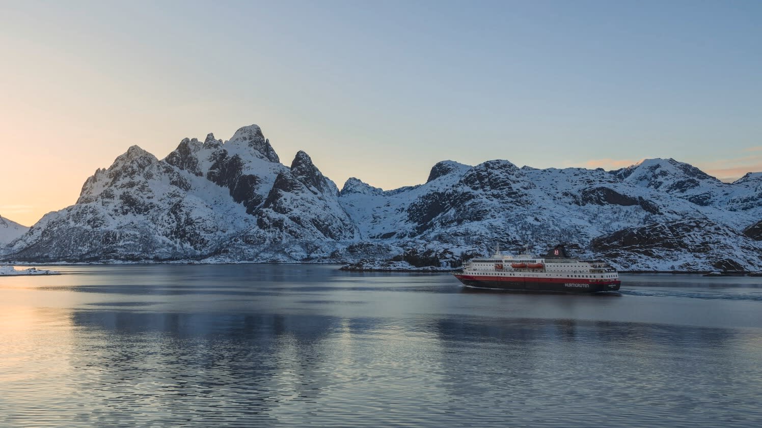 MS Richard With in Raftsundet 