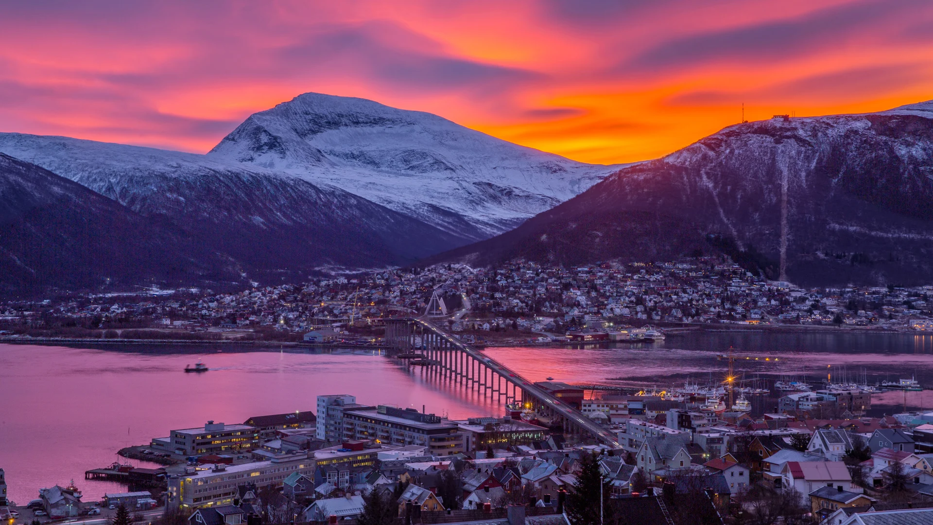 05 Tromsø Yngve-Olsen-Visit-Norway-2 1920x1080