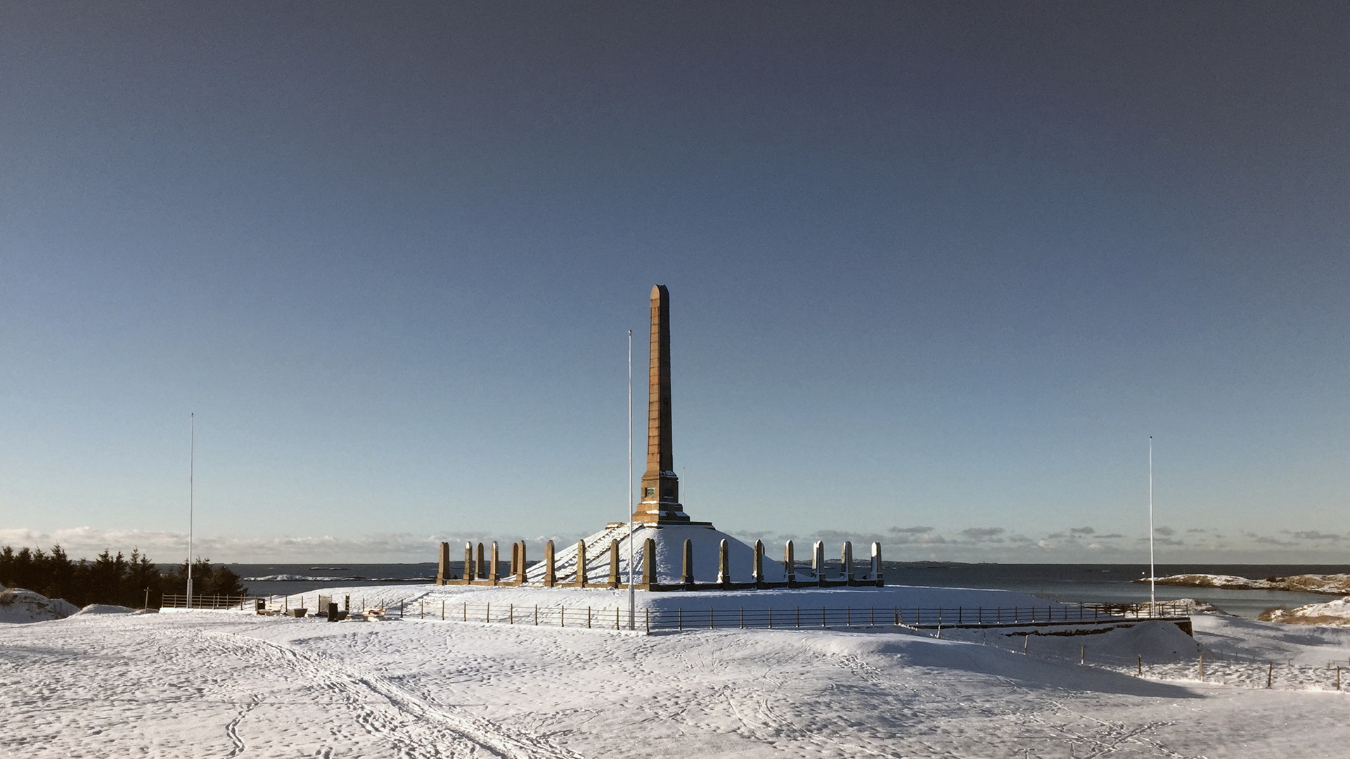 haugesund-norway-monument-winter-ingun