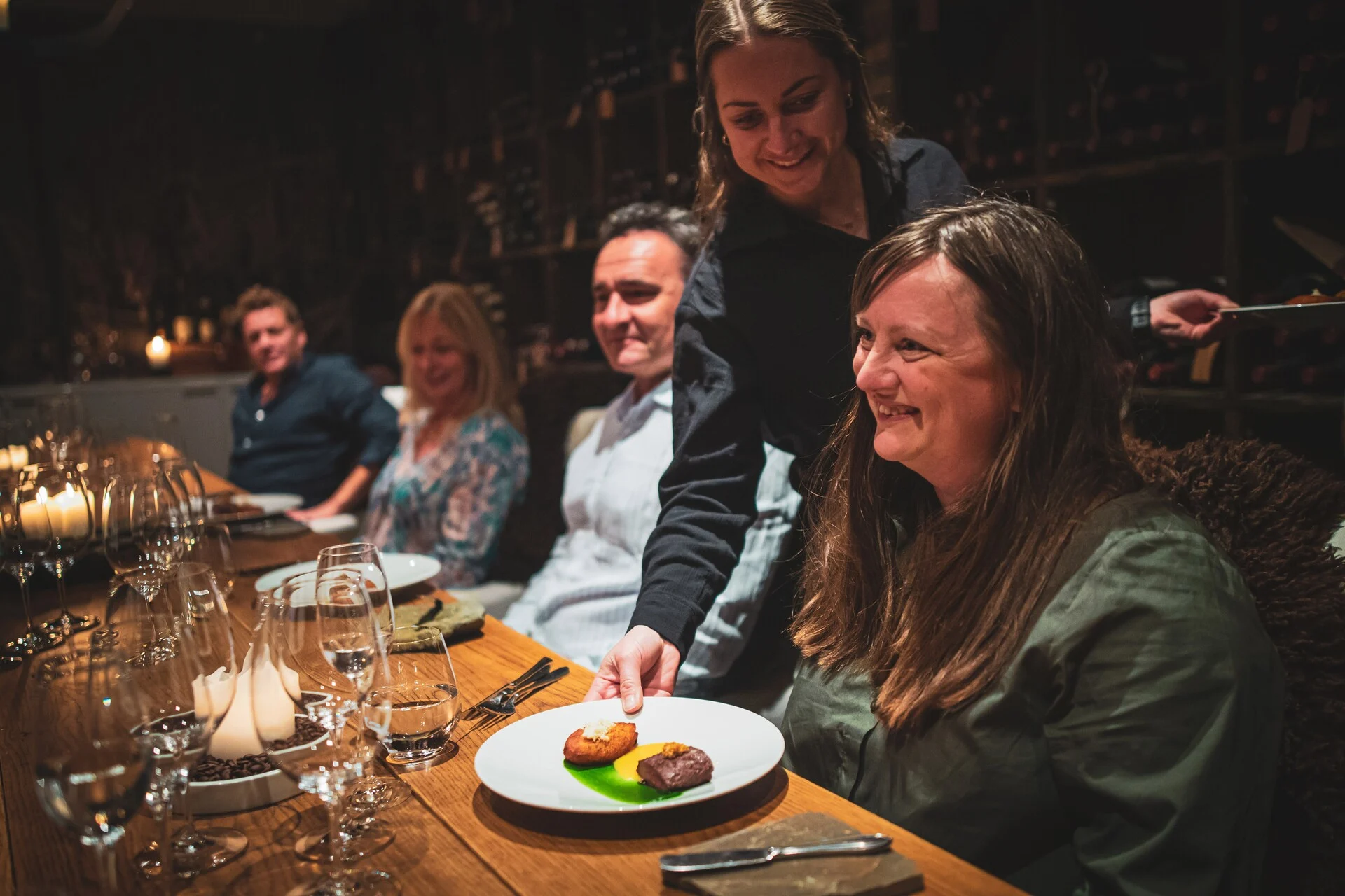 wine-cellar-huset-longyearbyen-156900-Ren-Bjerregaard