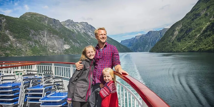 Bring your kids (7-13) on board MS Finnmarken for our Young Explorers Programme, and have them experience wonders like Geirangerfjord.