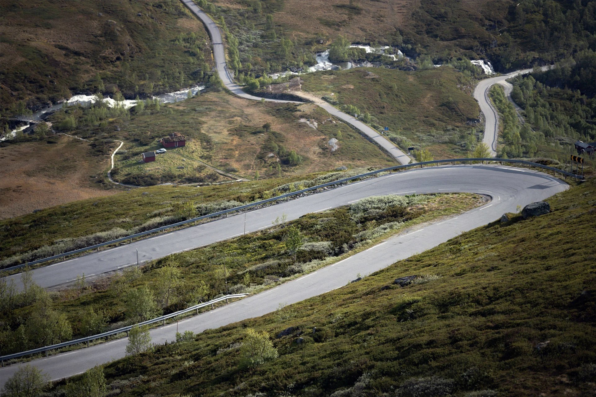 scenic-tour-to-sognefjellet-mountain-pass-MG-9512-1920x1280-3x2