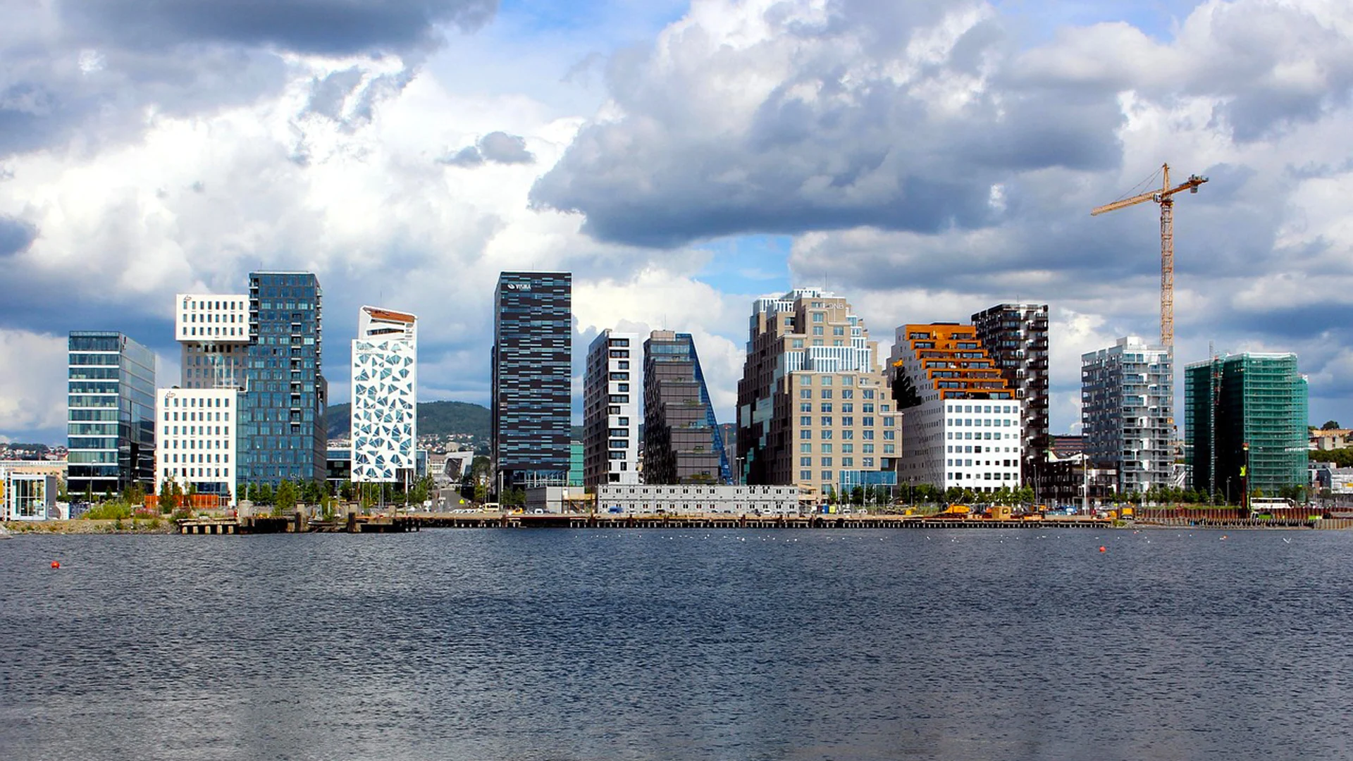 oslo-957242 1280 AlexvonGutthenbach-Lindau Pixabay EDIT 1920x1080