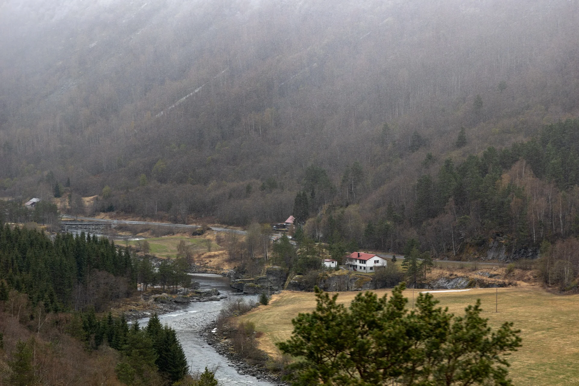 romsdalen-valley-fog-andalsnes-norway-1920