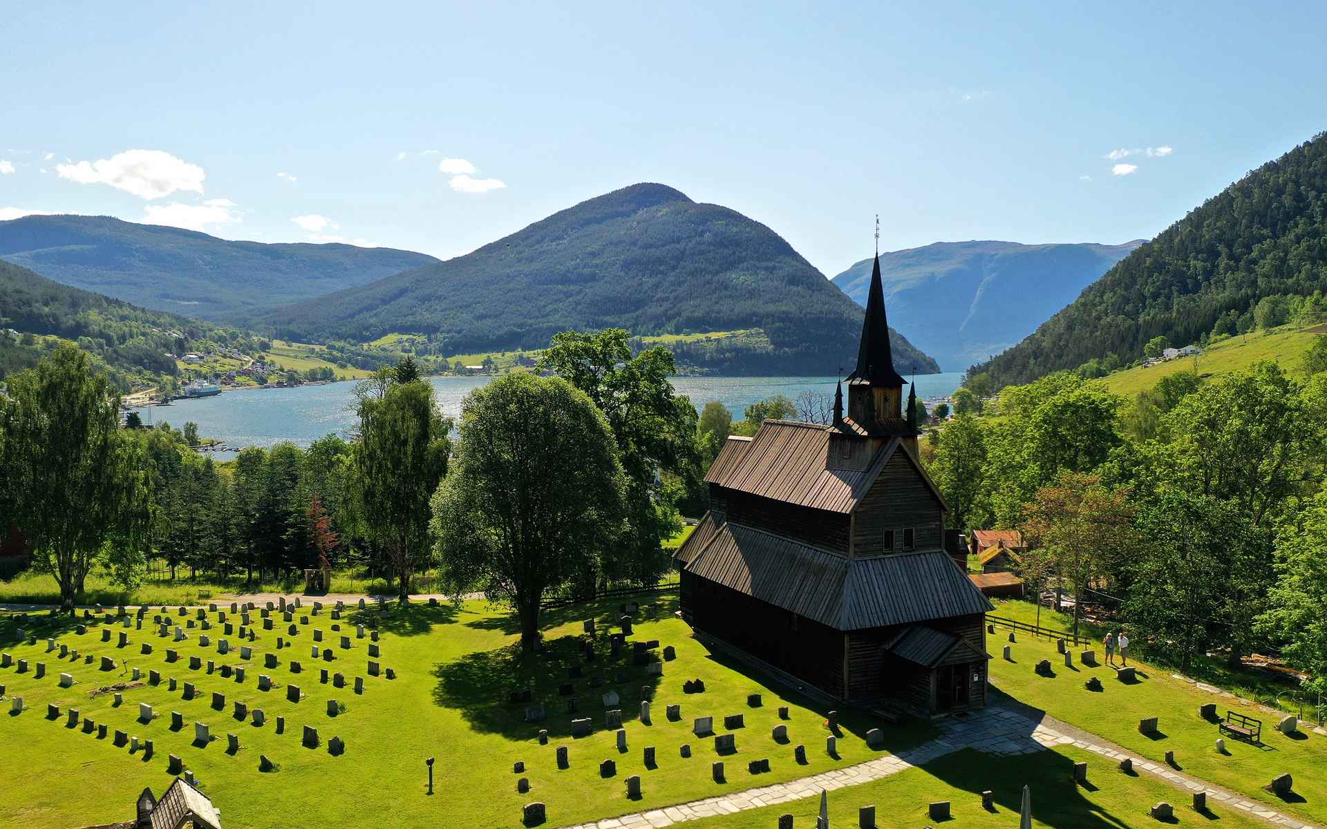 Image copyright: Øyvind Heen - fjords.com