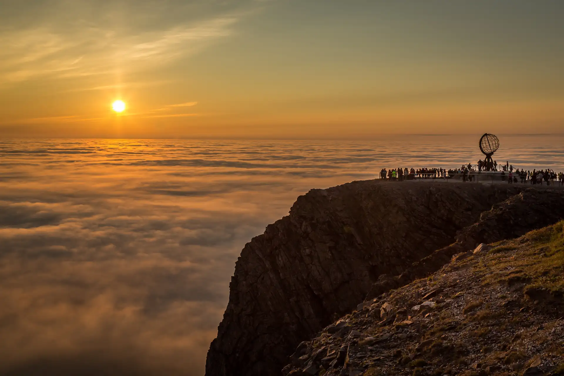 NORTH-CAPE MIDNIGHT-SUN ©PEDAL-POWER-PHOTOS-GETTYIMAGES-518203753