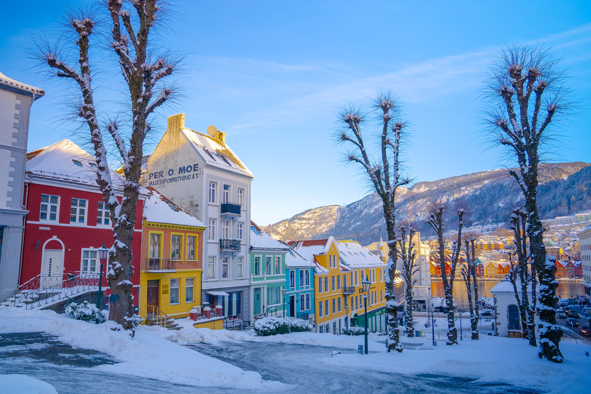Follow the Northern Lights – Norway to Finland (Autumn 2027–Winter 2028)