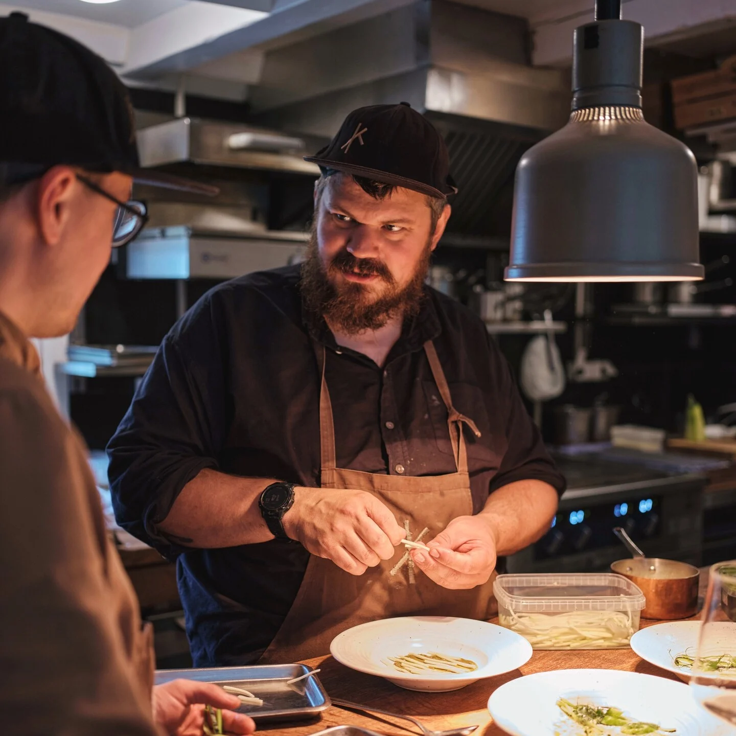 Chef Halvar Ellingsen in the kitchen