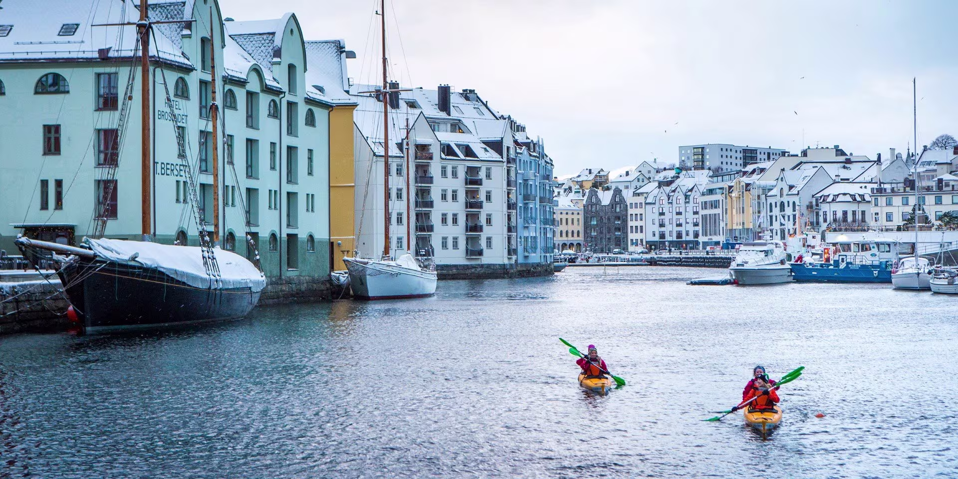 Kayak paddling in Ålesund