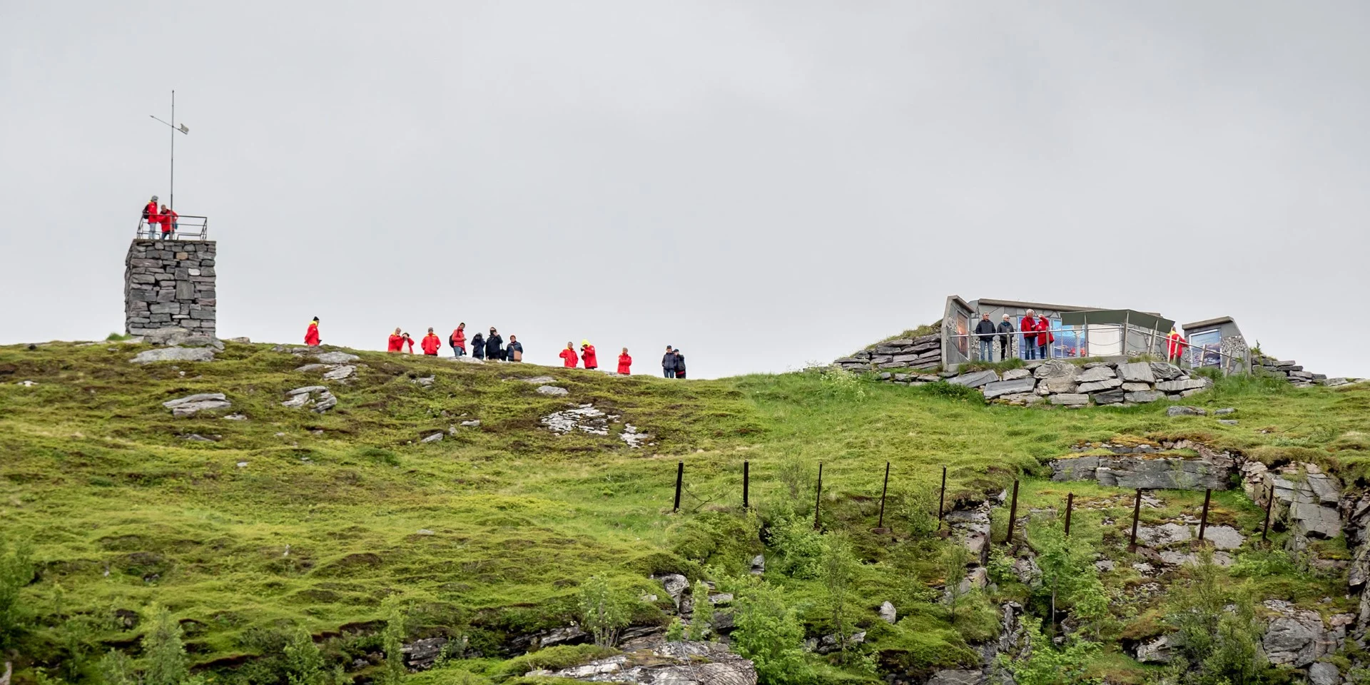 Participez à des excursions passionnantes en compagnie des guides Hurtigruten