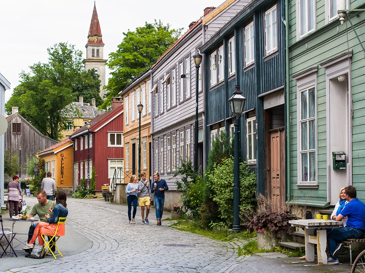 Bakklandet Trondheim CH - VisitNorway.com web