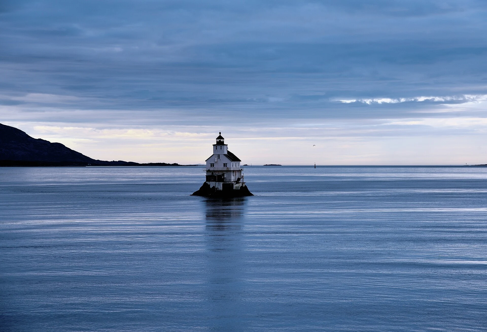 Norway Floro Stabben Lighthouse Winter HGR 163723 1920 Photo Paul Kristian Olaussen