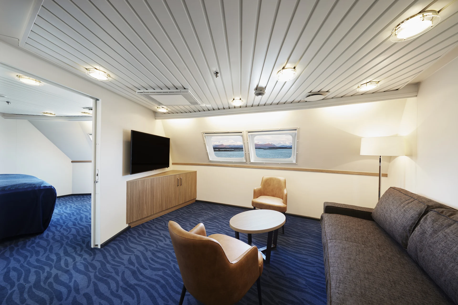 MS Nordkapp Expedition Suite Lounge 
