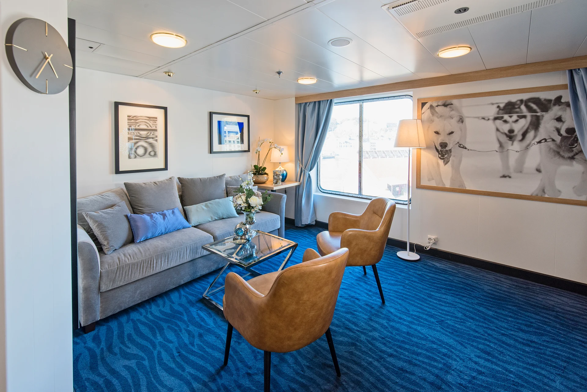 MS Polarlys Expedition Suite M4 Lounge