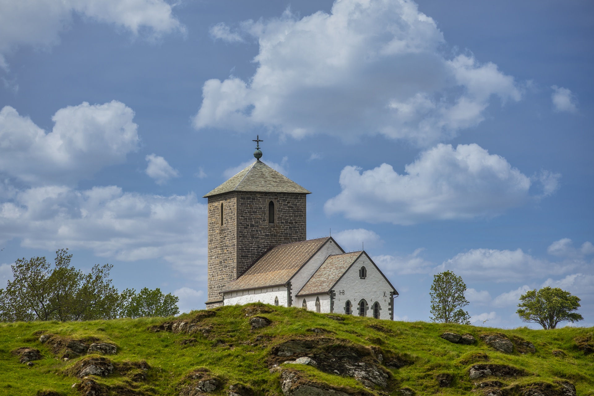 olavskirken-avaldsnes-haugesund-kurt-misje-karmoy-church