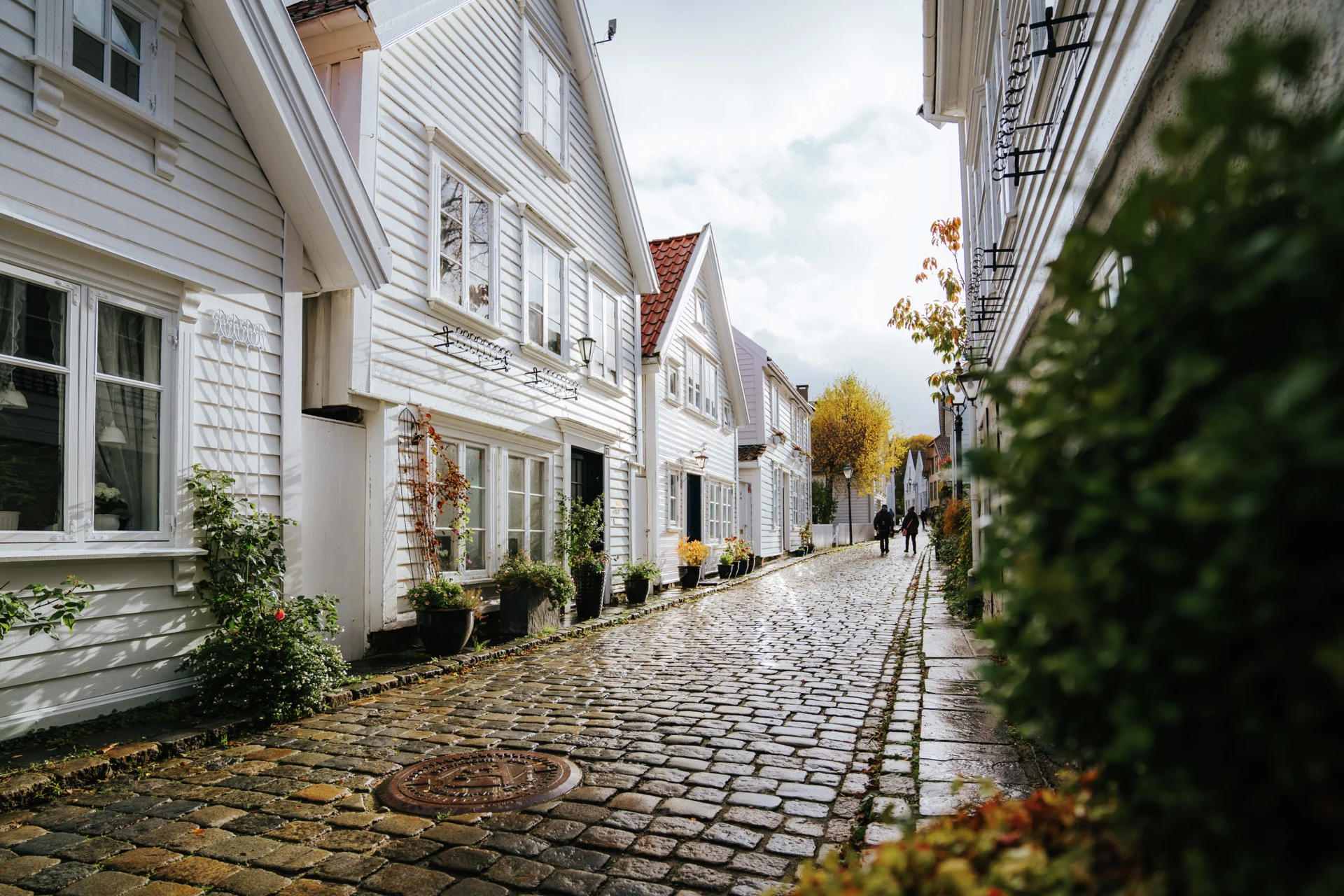 The white wooden houses of Gamle Stavanger date from the 18th century