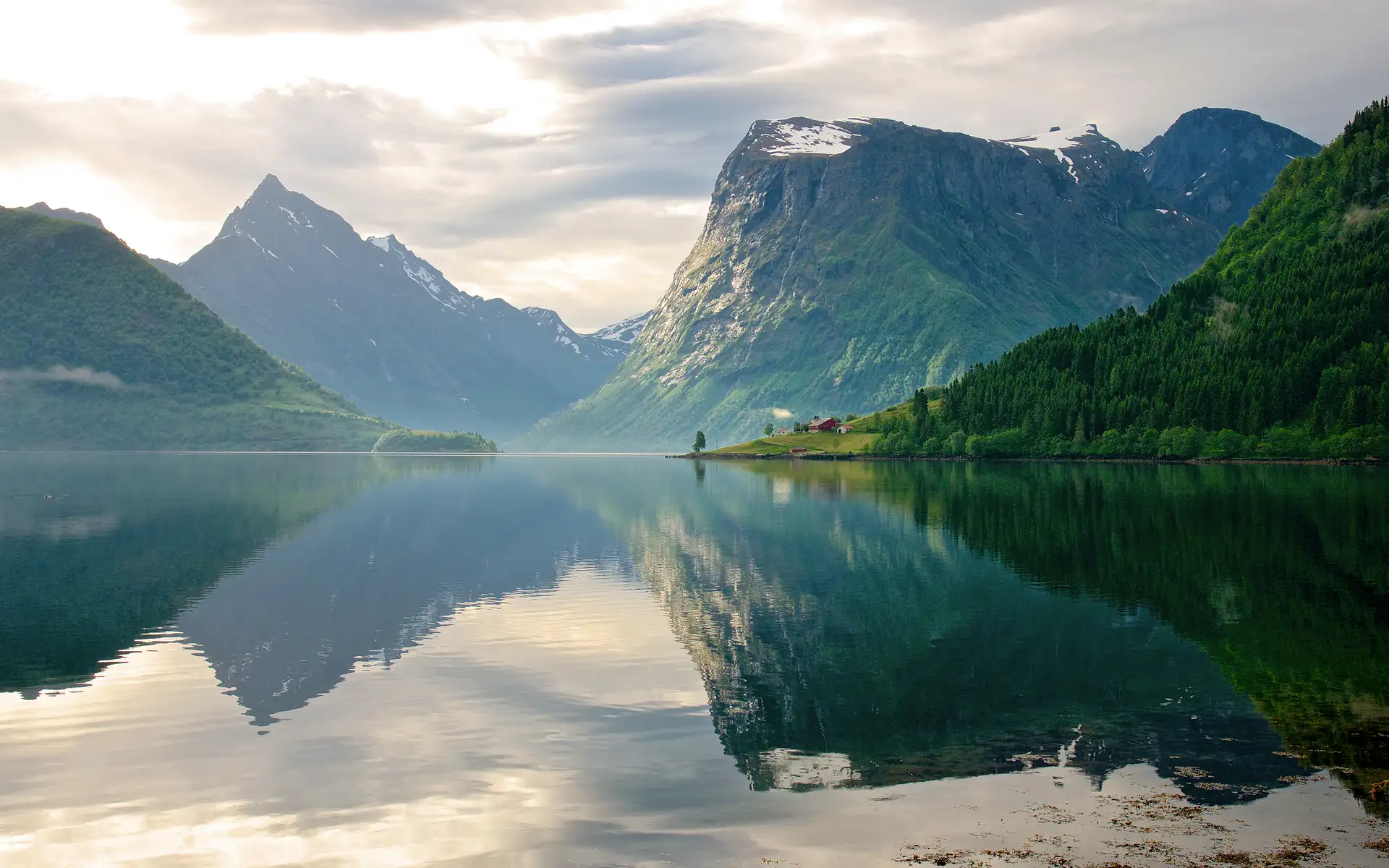 Hjorundfjord Norway